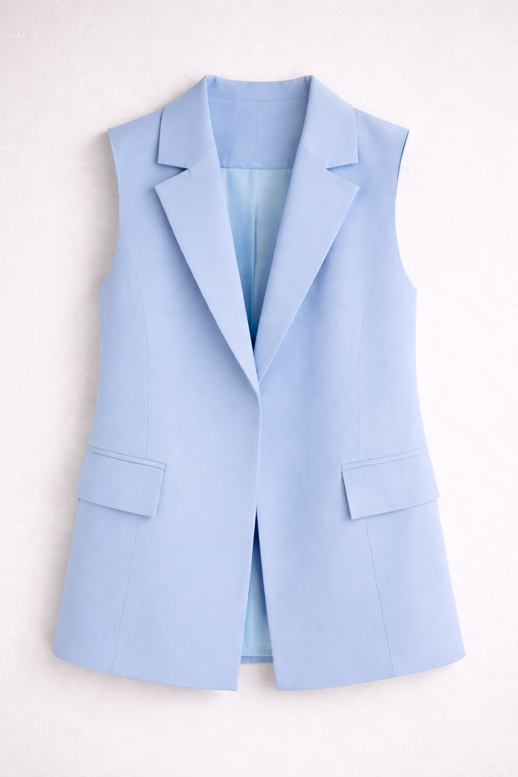 Kayan Edge Vest in Ice Blue
