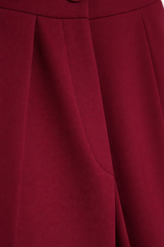 Kayan Flow Pants in Maroon