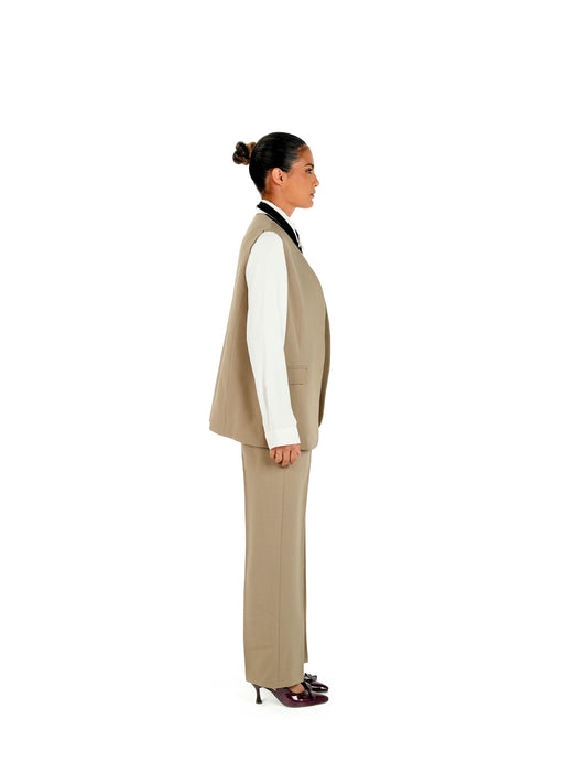 Kayan Vest Elegance in Beige