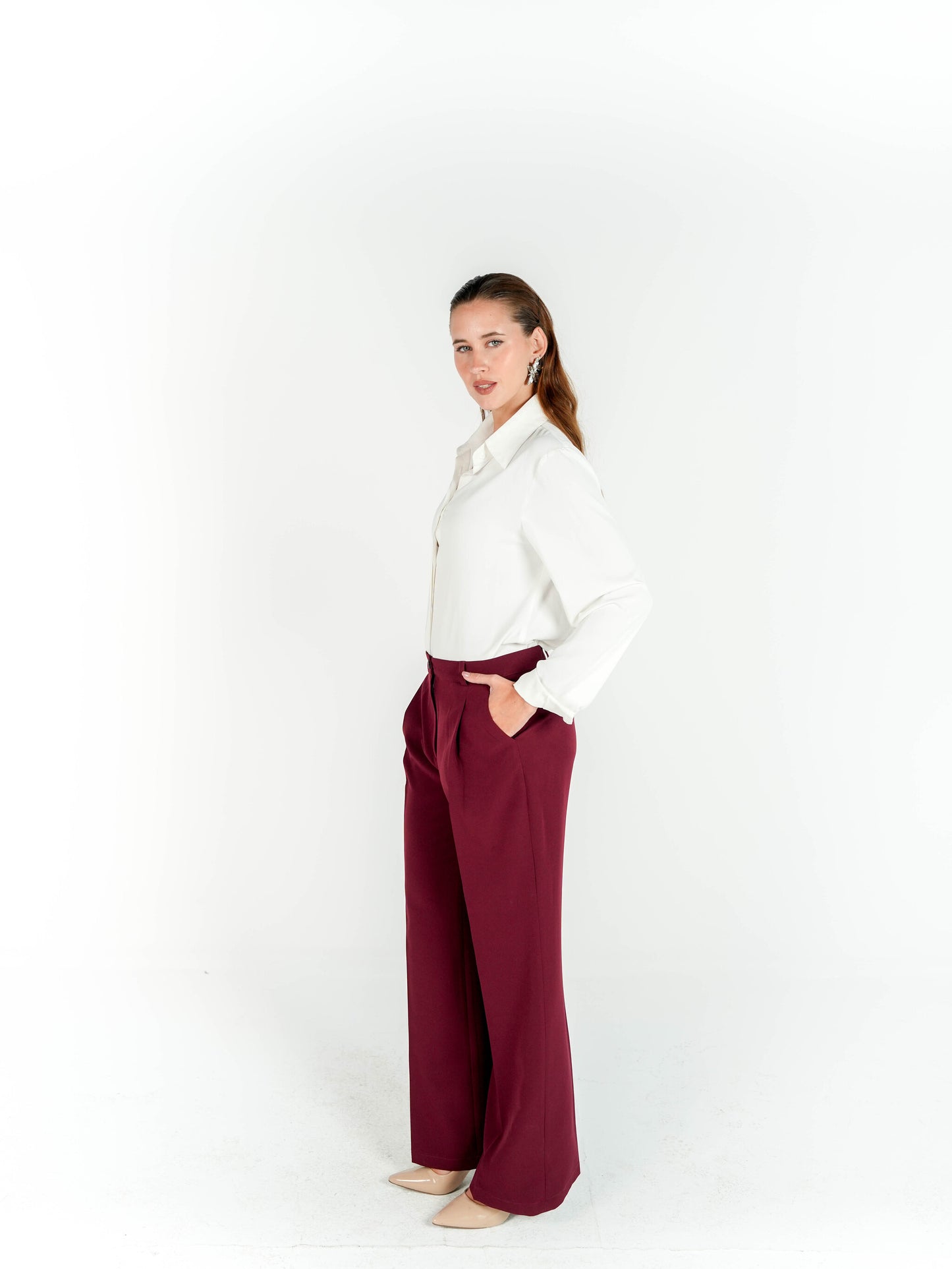 Kayan Flow Pants in Maroon