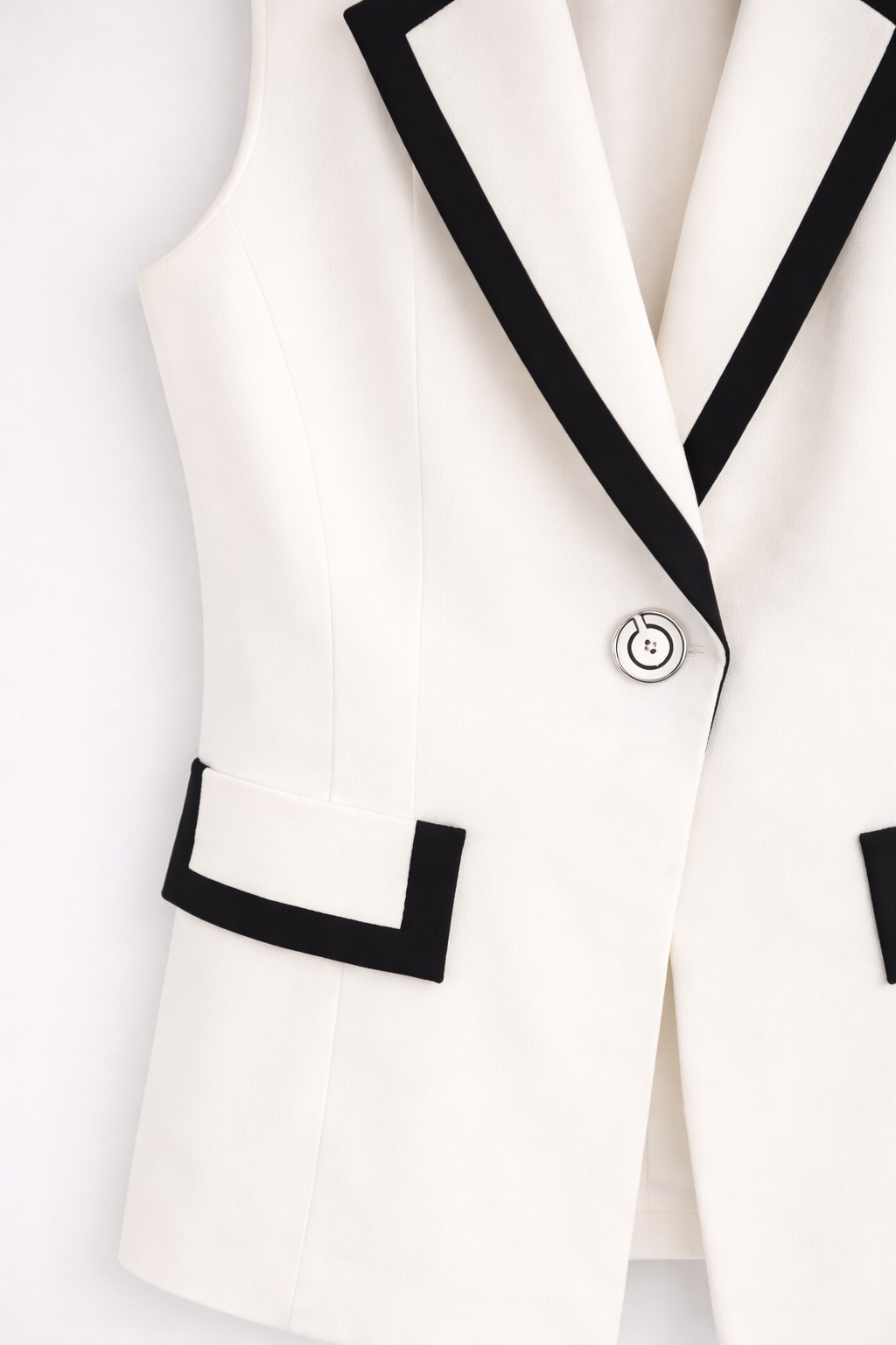 Kayan Luxe Vest in Black and White