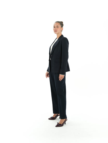 Kayan Sharp Suit in Black