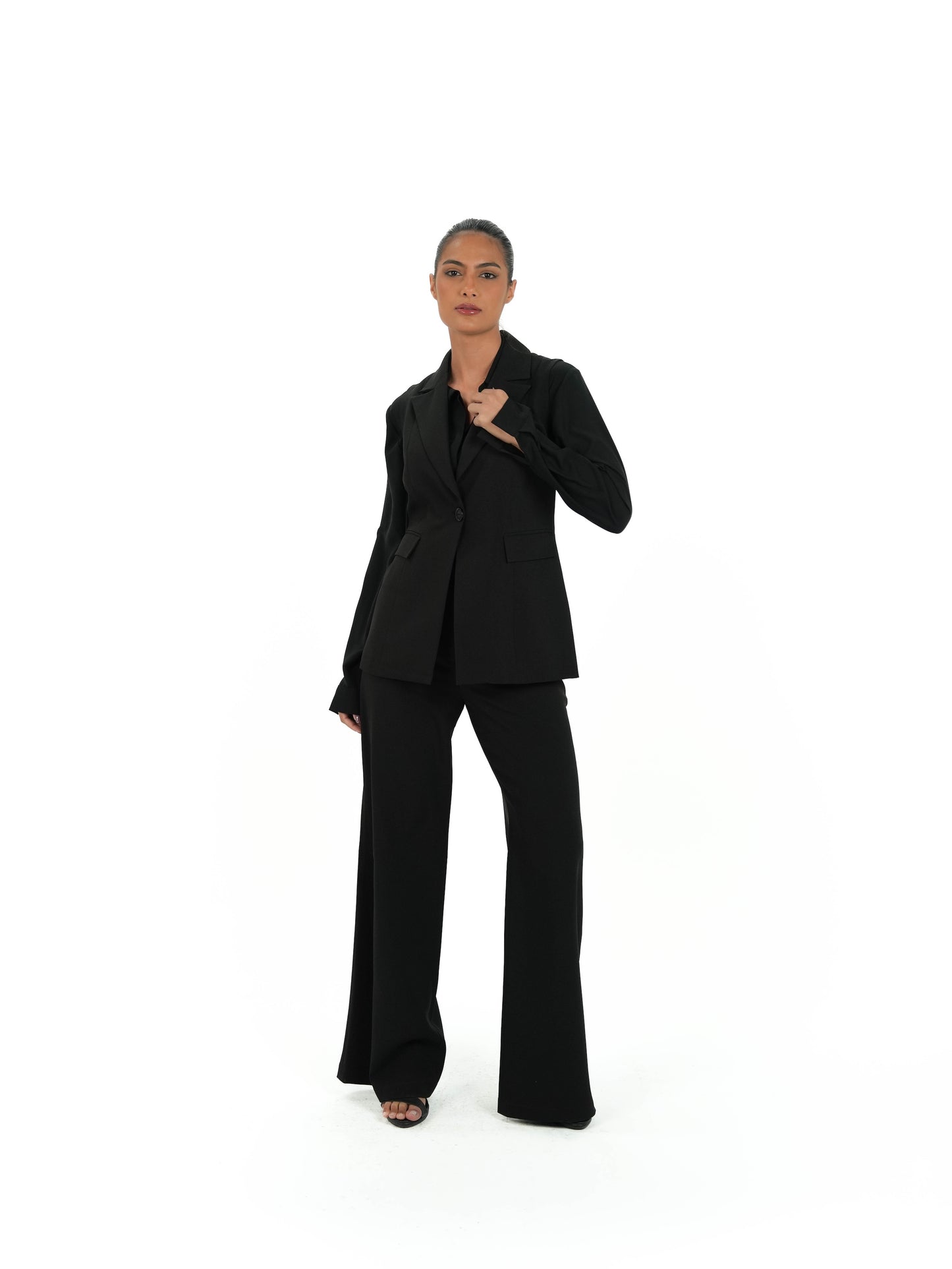 Kayan Sharp Vest in Noir