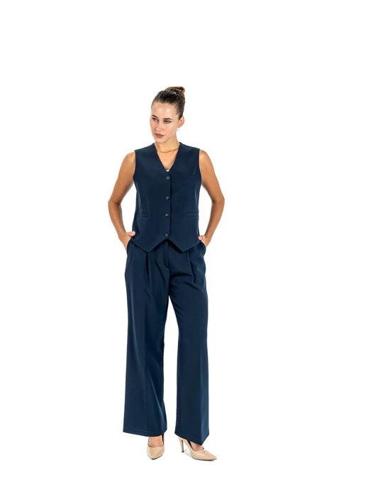 Kayan Classic Vest in Navy
