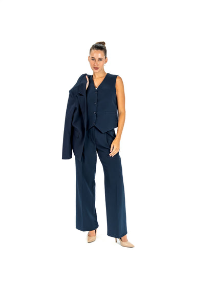 Kayan Classic Vest in Navy