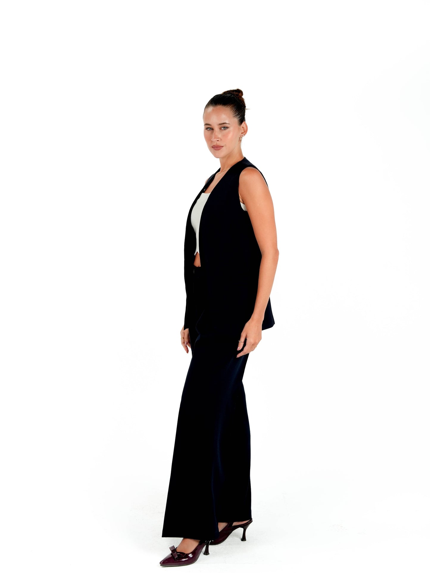 Kayan Vest Ensemble in Black